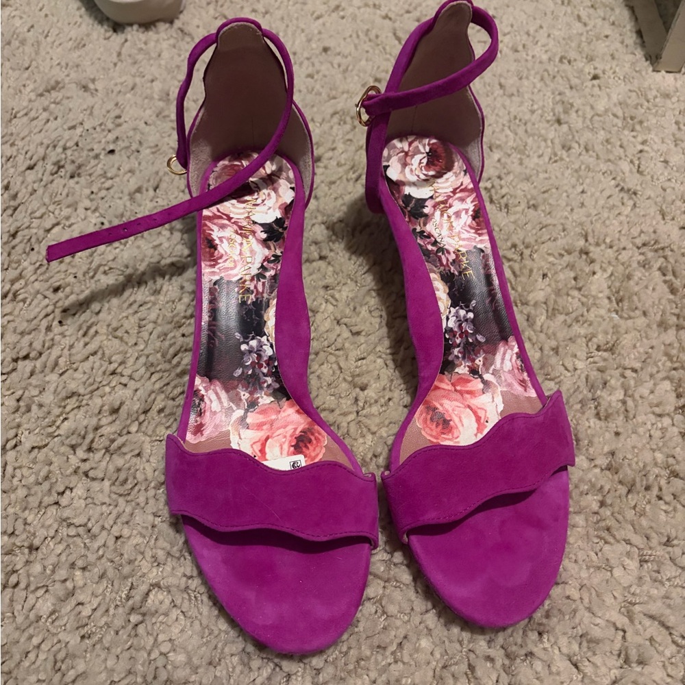 Vibrant Magenta Women's Strappy Sandal Heels